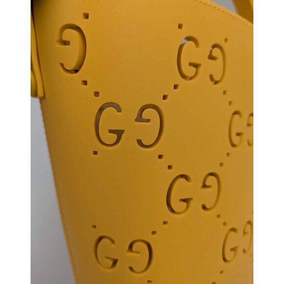 Gucci Kids GG Supreme Perforated Bucket Bag Yellow 723051 - Picture 4 of 12